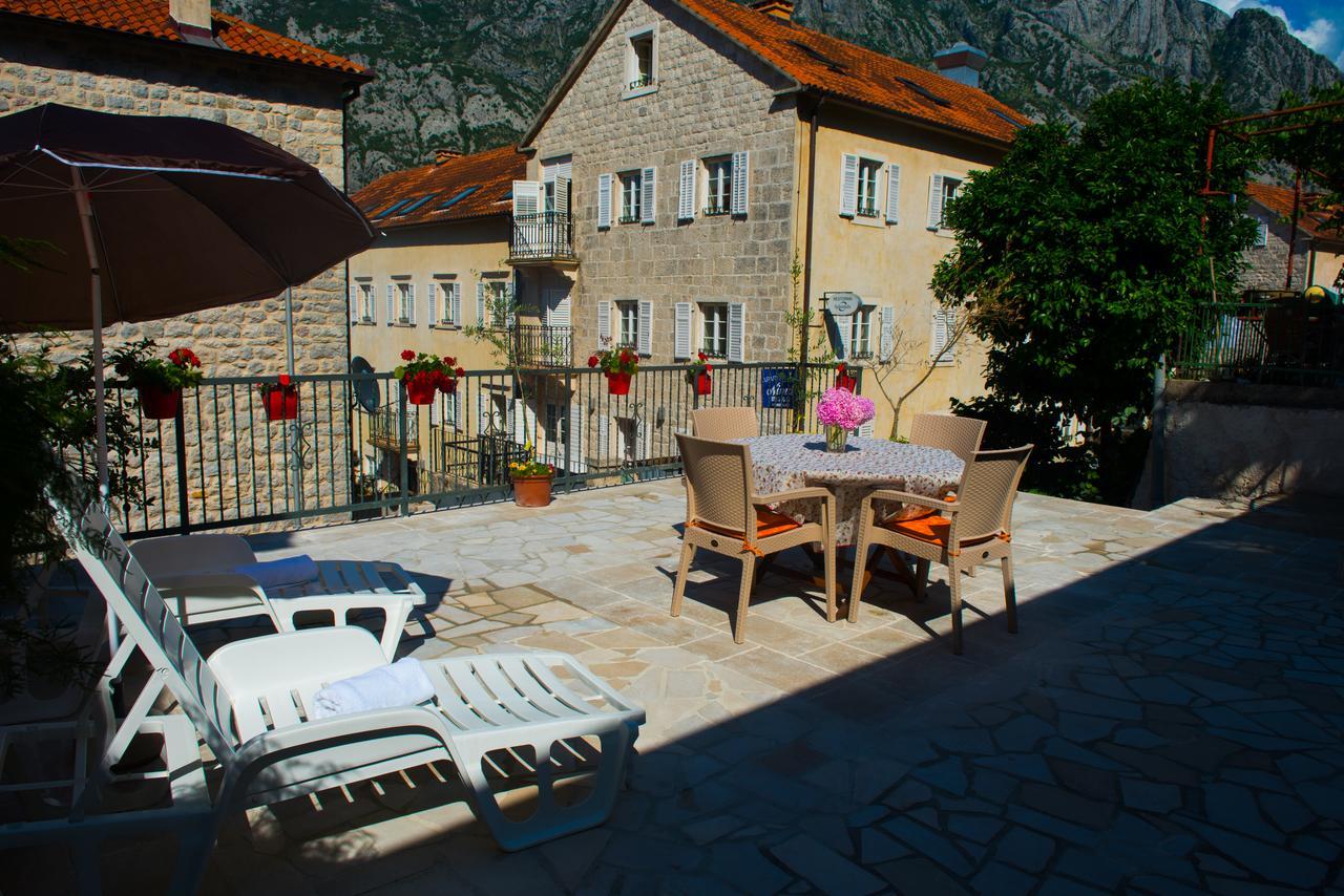 Apartments Nima Kotor Exterior photo